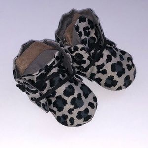 MOMK Leopard Baby Booties